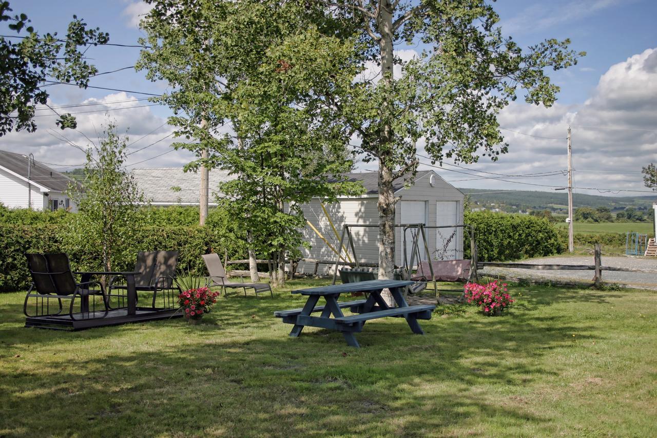 Motel Bellevue Saint-Joseph-de-Beauce Dış mekan fotoğraf
